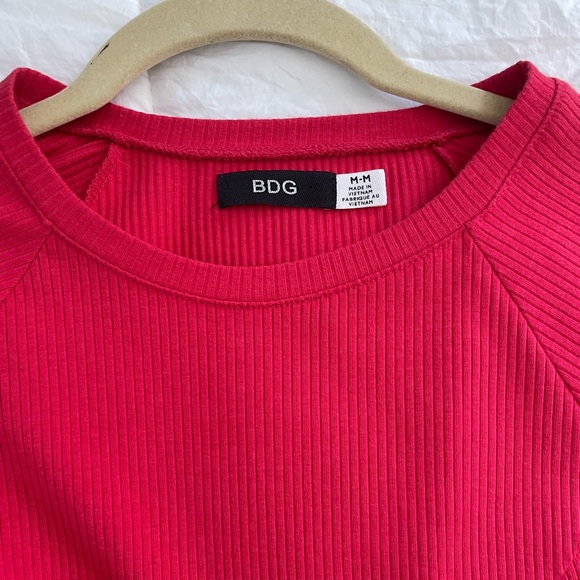 OWO stretchy red dress - Picture 5 of 6